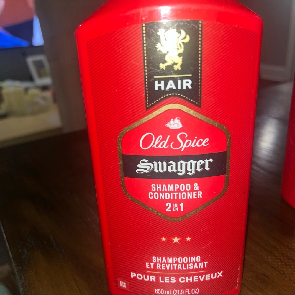 Old Spice Swagger Red Shampoo & Conditioner 2-in-1